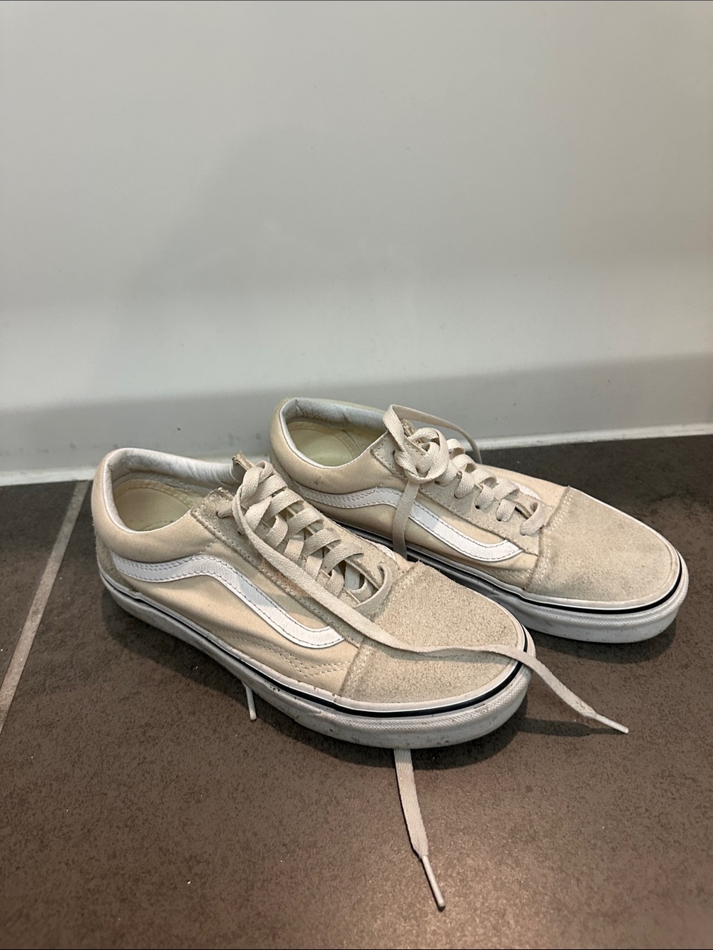 Vans Men's Low-Top Sneakers in Off-White